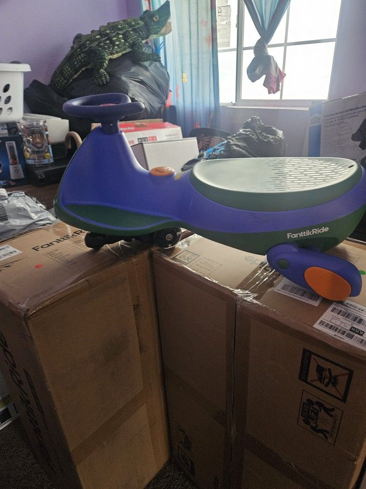 Fantik Car Tik Tok Brand New!!π