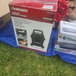 Husky Shop Vacuum 