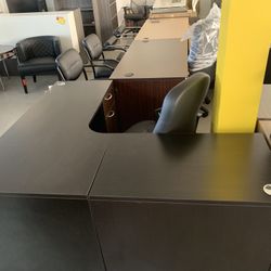 New Corner Desk 60”x72” With Drawers !! Sale!!