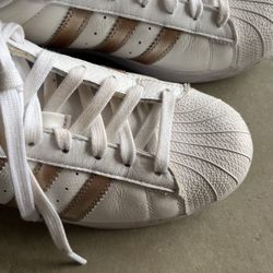 Adidas  Superstar 