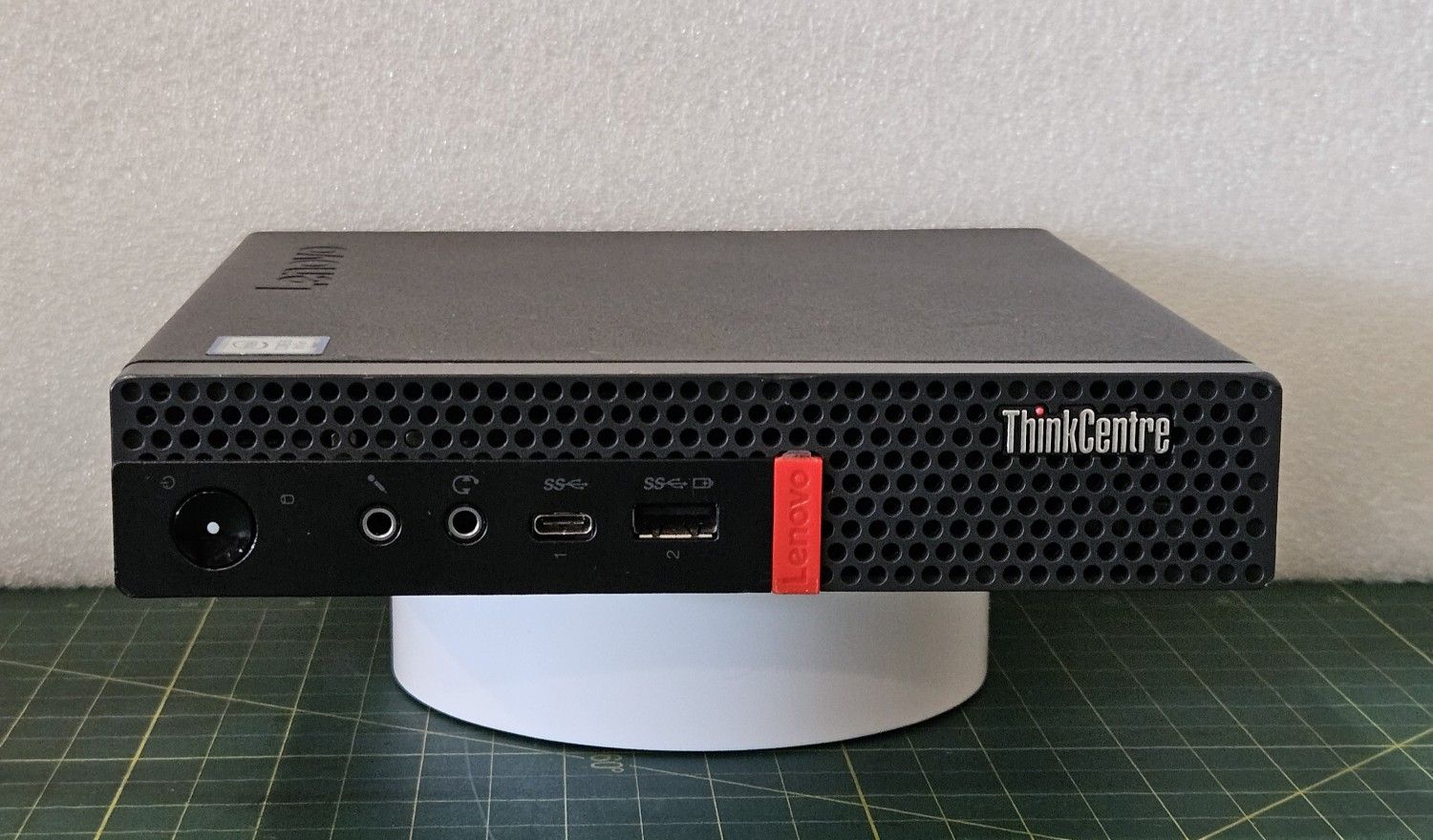 LENOVO MICRO DESKTOP. 8th GEN