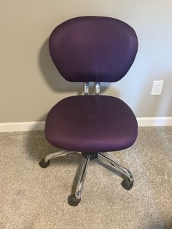 Purple Mesh Desk Chair