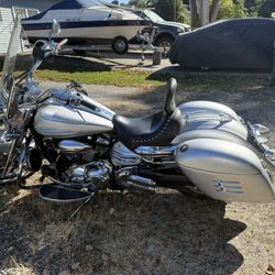 2009 Yamaha Roadliner