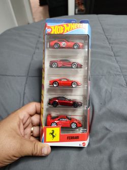 Hot Wheels Ferrari 5 Park
