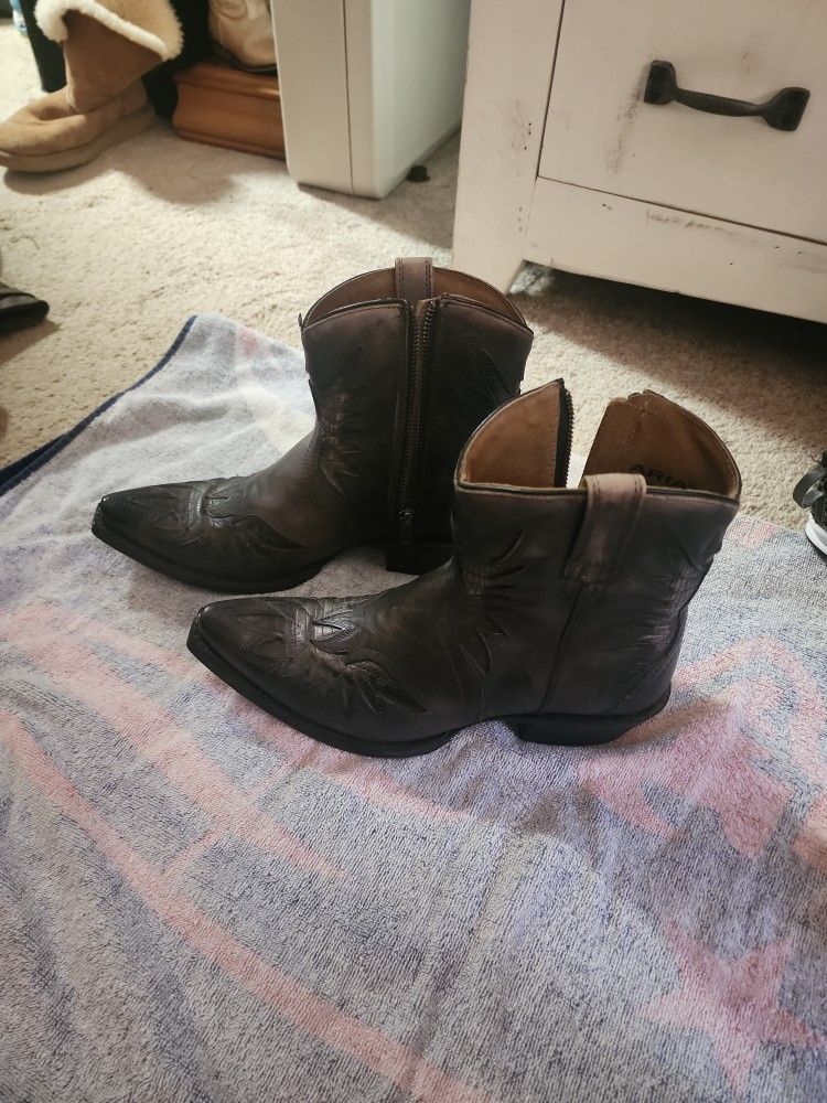 Ariat Women's Ankle Boots