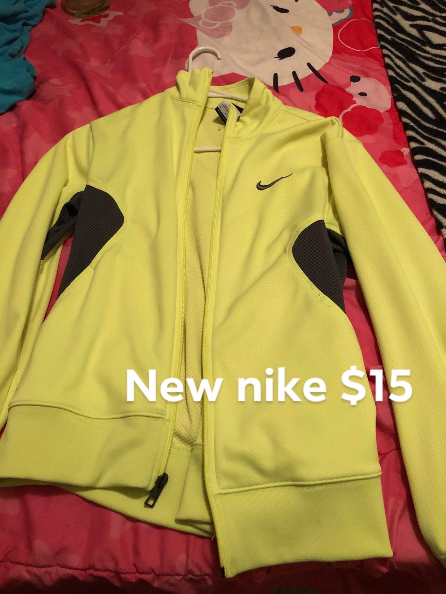 M Nike jacket never worn