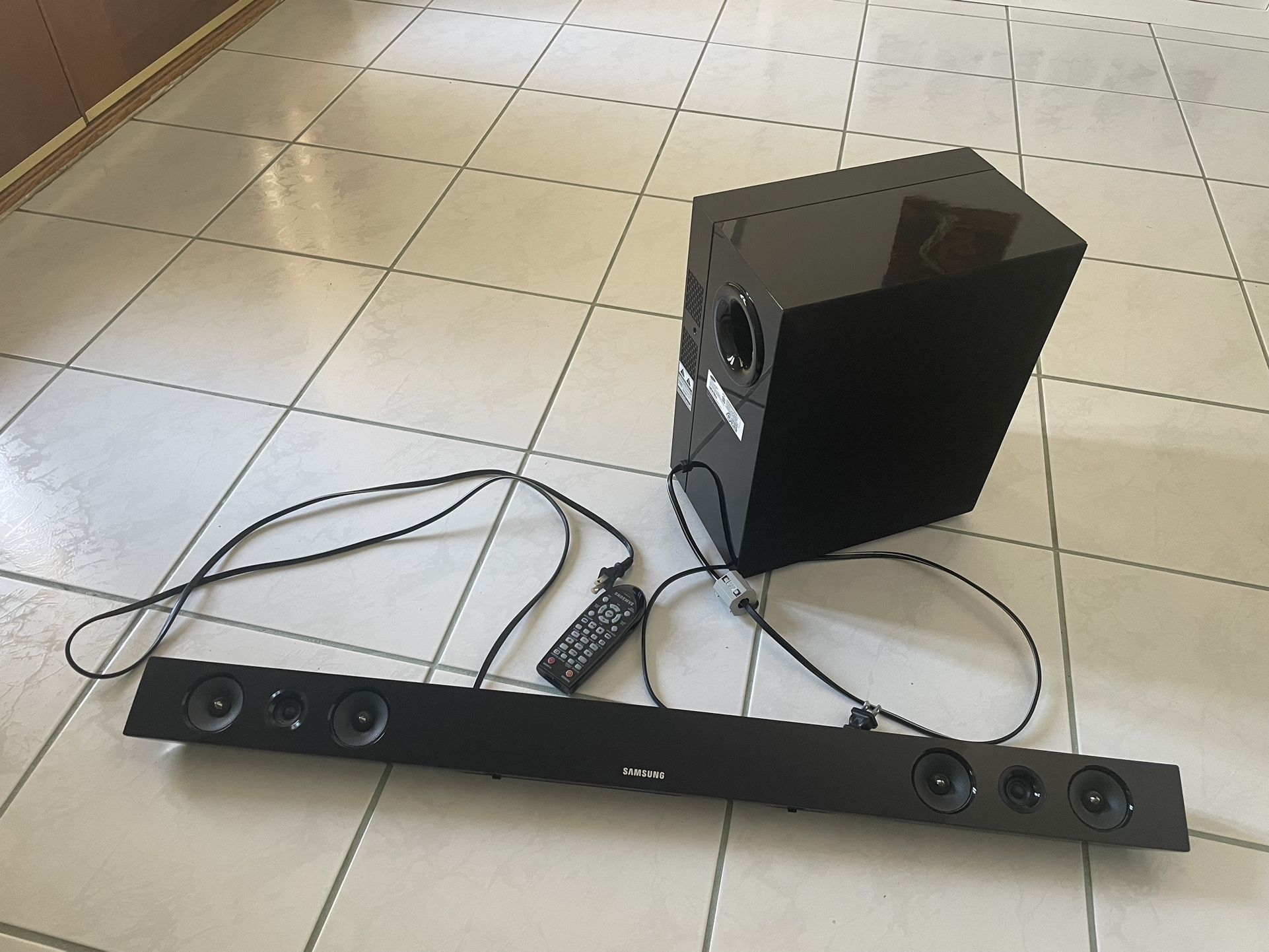 Soundbar SAMSUNG HW-F450/ZA , Subwoofer PS- WF450