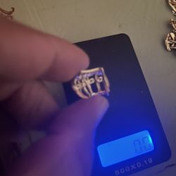 14kt Charm Pendant 