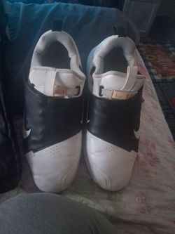 Mens golf shoes