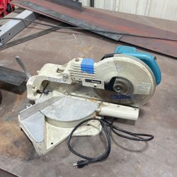 Makita Chop Saw / 10” Sliding Compound Saw 