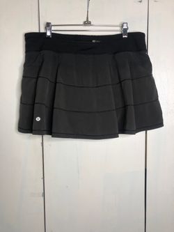 Lululemon Women’s Skirt Size 10