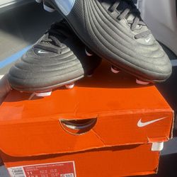 Nike Cleats 