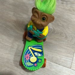 Vintage Russ Troll Doll Pull And Go Skateboard With Green Guitar