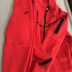 Men’s Nike Tech Fleece 