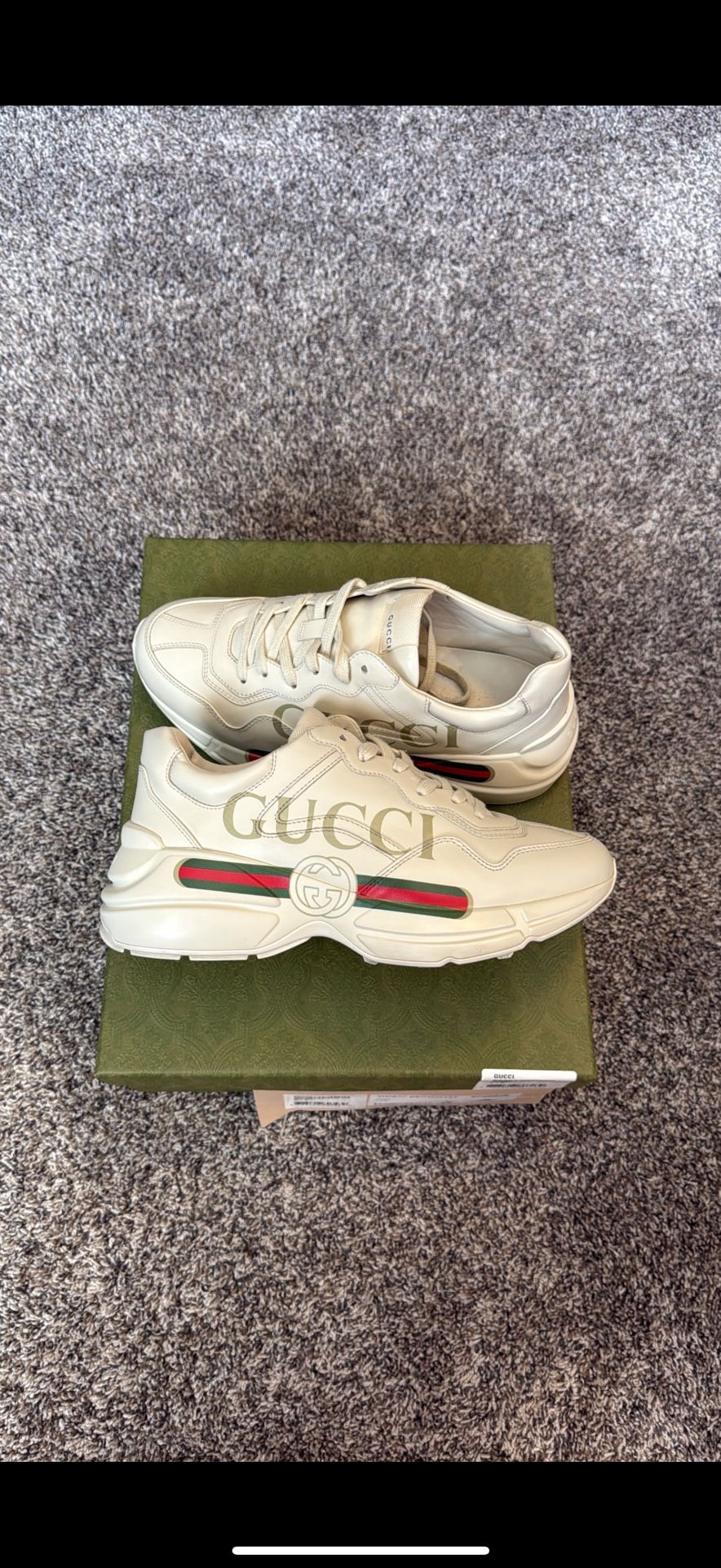 Gucci Authentic Sneakers Men Size 7 / Women Size 8.5