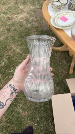 Glass vase