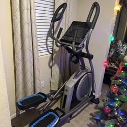Nordic Track Elliptical 14.9 Smart 