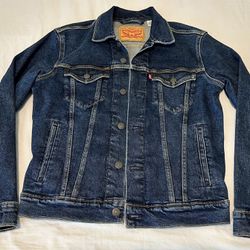 Like New Levi’s Denim Jacket For $20 Or Best Offer