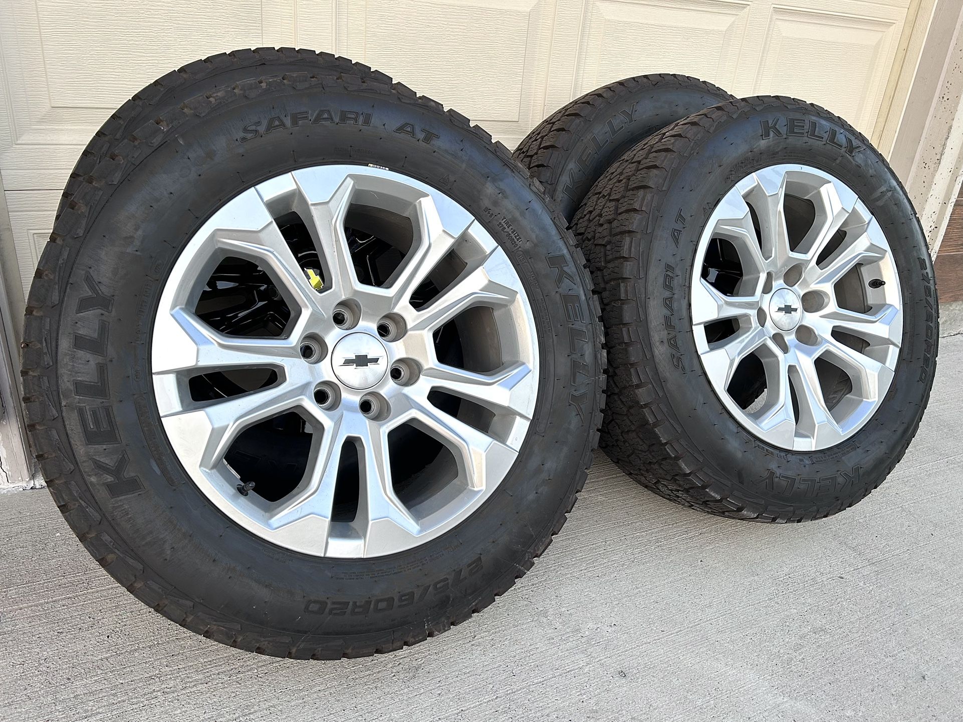 Chevy LTZ OEM 20s Wheels On New 275/60/20 All Terrain Tires.