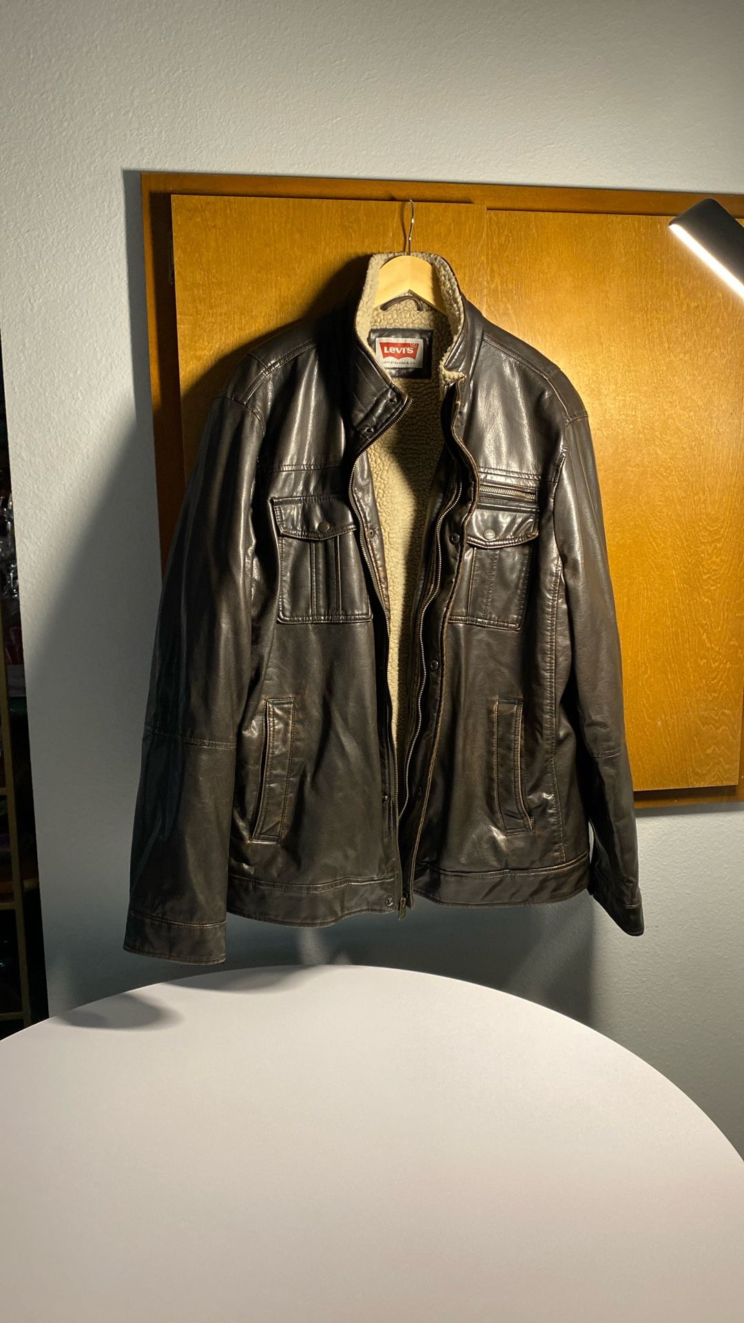 LEVI Jacket XXL $35 ** Pending Pickup.