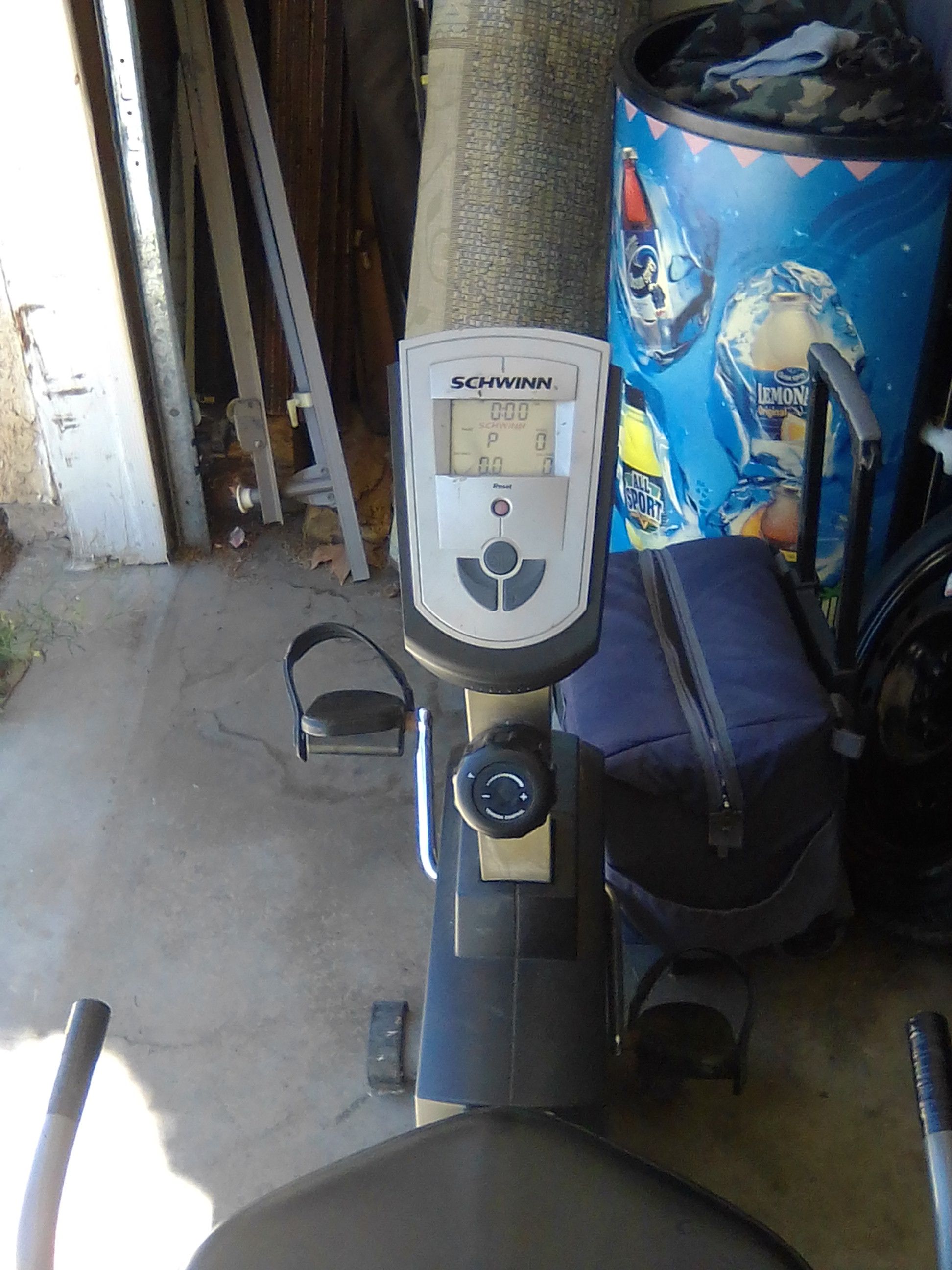 schwinn 170 upright bike bluetooth