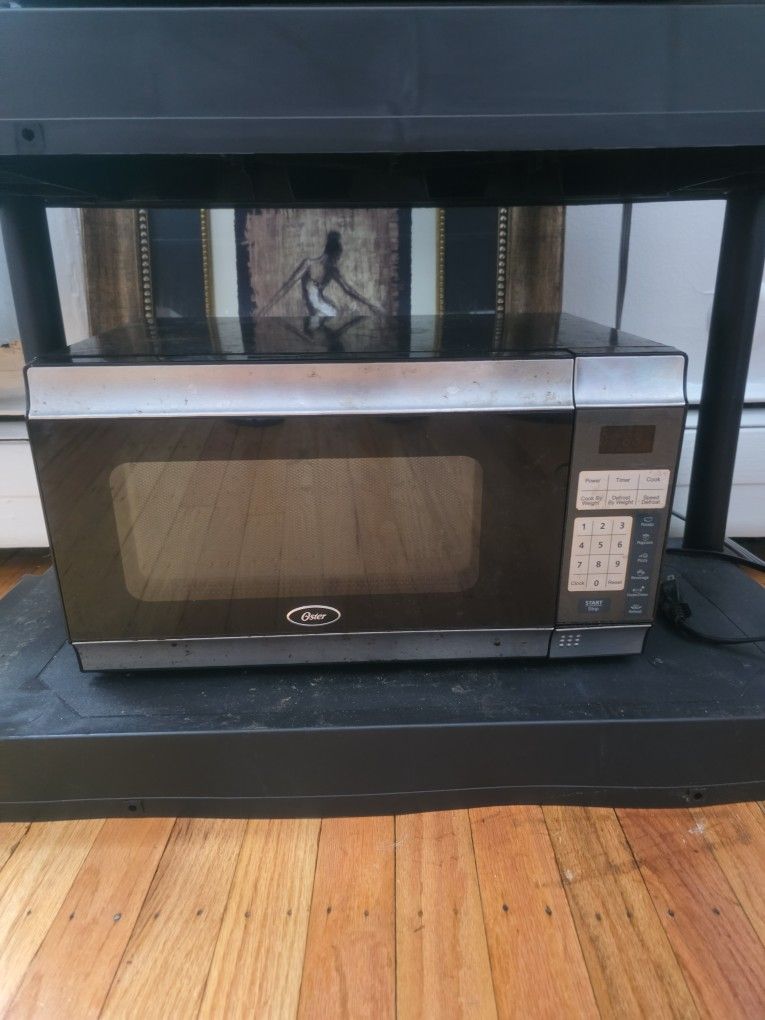 Oster Microwave
