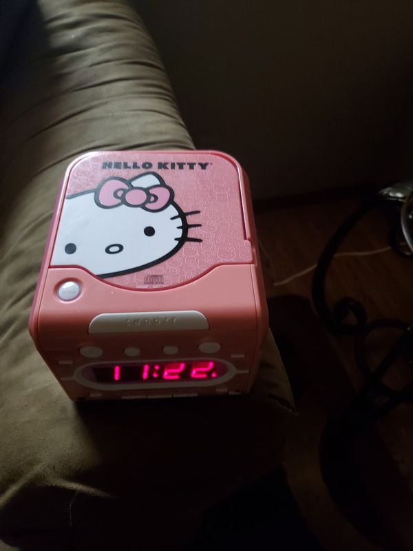 hello kitty cd radio clock