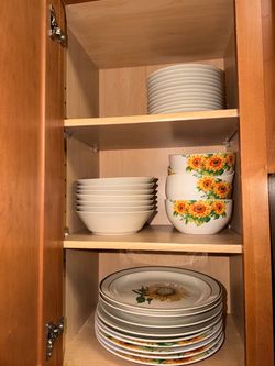 Mixed Dinnerware Set with Sunflower Pattern
