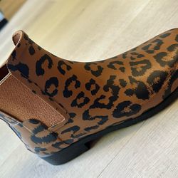 Hunter Refined Hybrid Leopard Print Ankle Rain Boot Size 7.