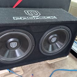 Proreck 12 In Subwoofer In Ported Enclosure 