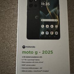 moto g - 2025 4+128GB Forest Gray