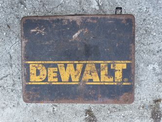 Dewalt DW318 Corded Jig Saw with Case