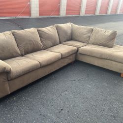 Sectional Couch 