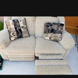 Beautiful, Comfortable Reclining Loveseat