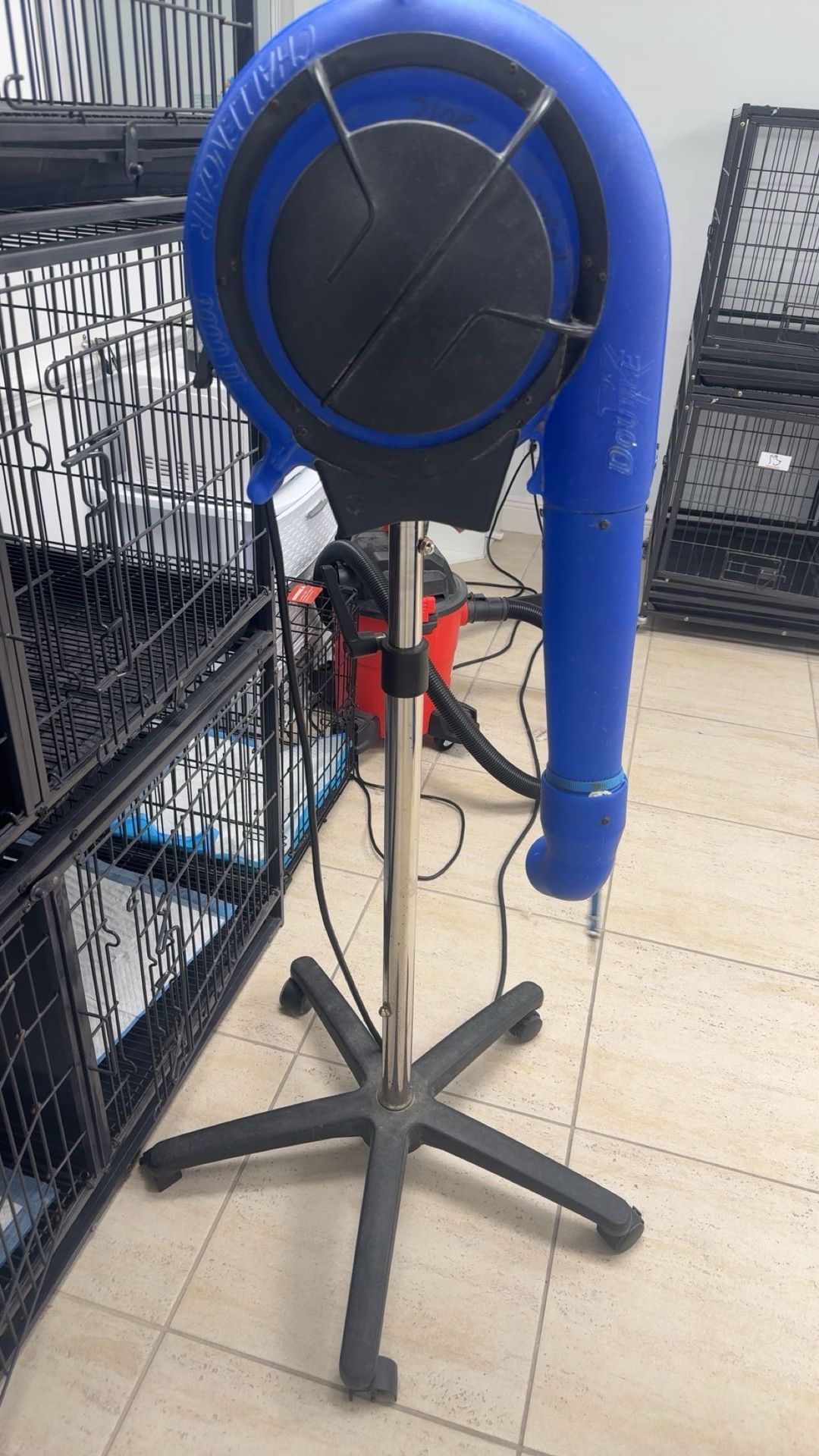 Standing blow dryer/ heater