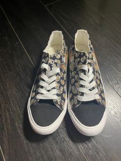 Womens Tie Up Shoes With Sloths