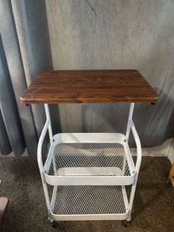 Rolling cart