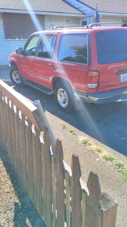 1998 Ford Explorer