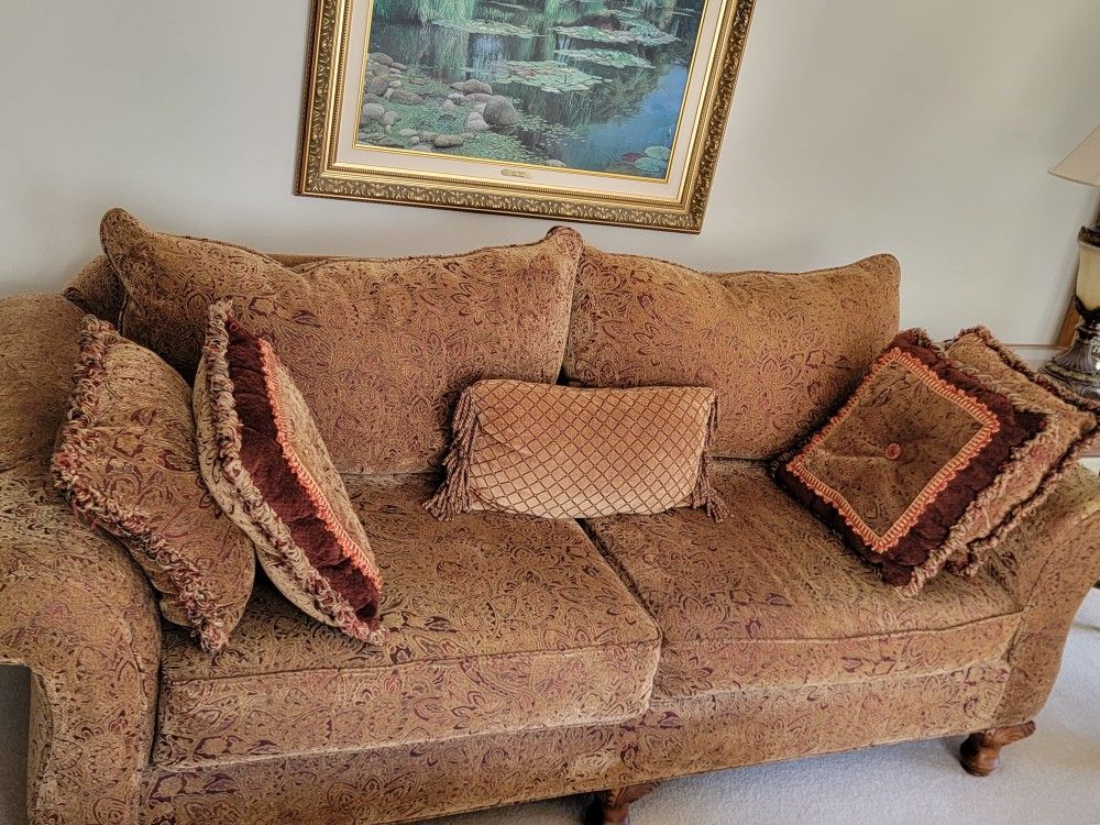 Sofa Set 3 Plus 2 Love Seat For 800 - OBO