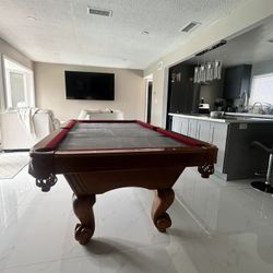 Pool Table 7ft ( Free Delivery & Set Up) 