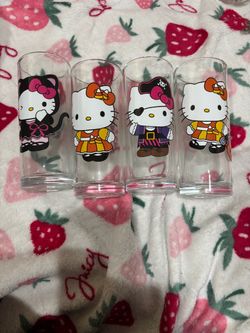 Hello kitty glass cups