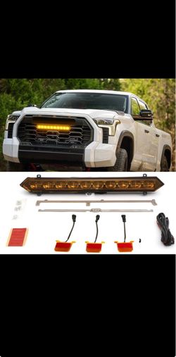 TRD style light bar and amber lights for Toyota Tundra