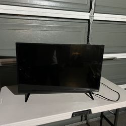 32” TV  Model E32-C1
