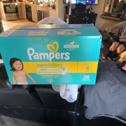 Pampers Swaddlers 120