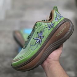 Nike Vomero PLUS Doernbecher "Molly"