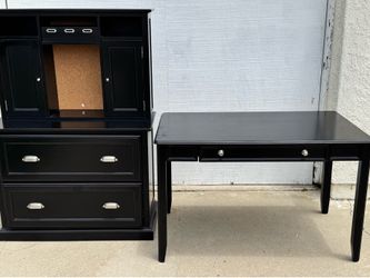 Thomasville Desk File drawers Madr of wood Hutch Desk