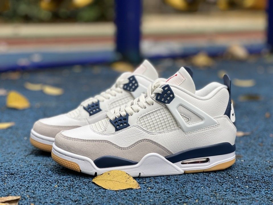 Air jordan 4s  SB NAVY more colors available