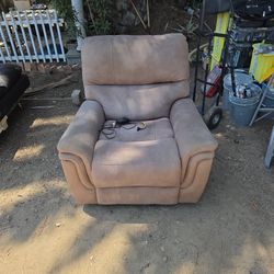 Recliner sofa