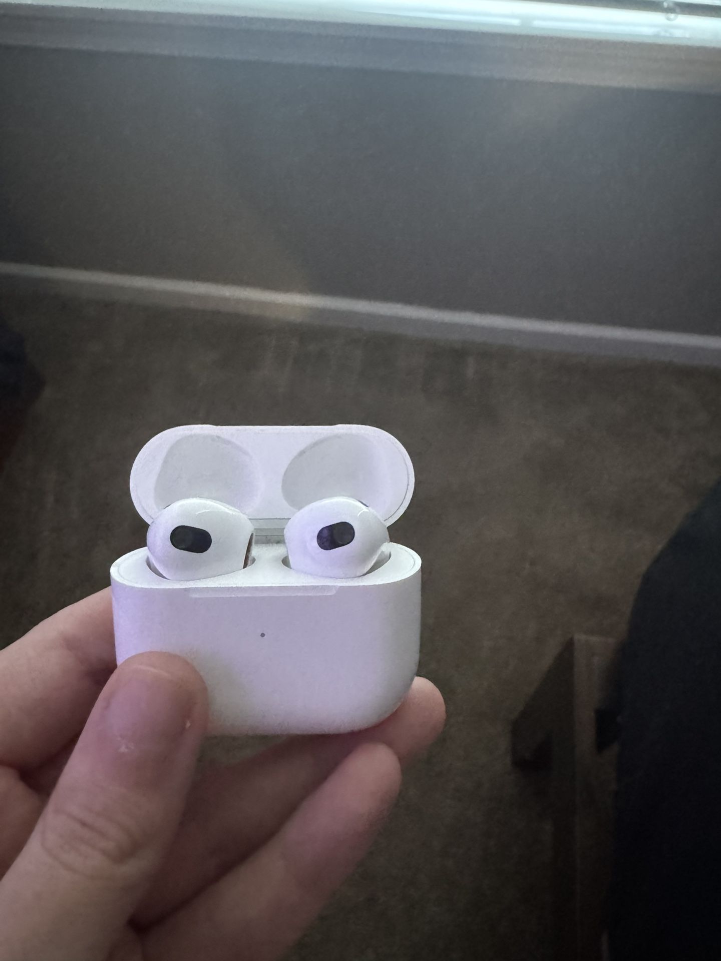 AirPods 3