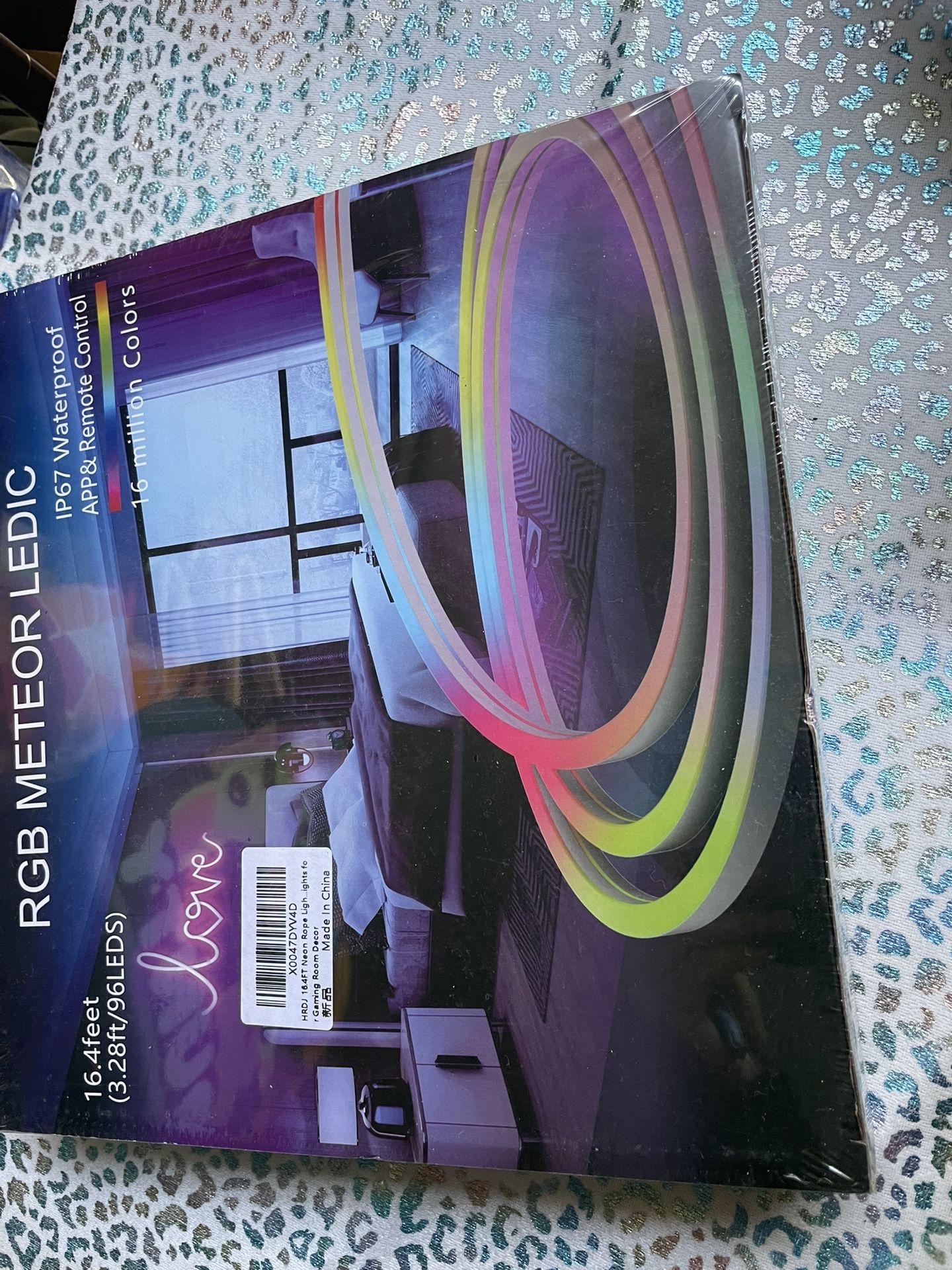 BEAUTIFUL LIGHTS BRAND NEW